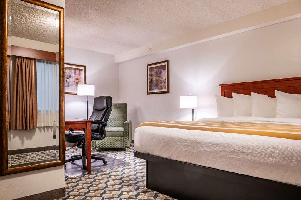 Best Western Vista Inn At The Airport Boise Room photo