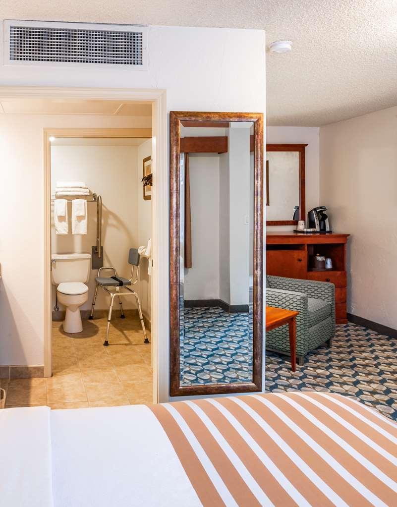 Best Western Vista Inn At The Airport Boise Room photo