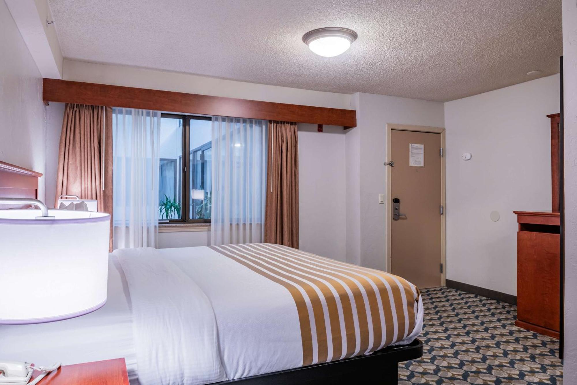 Best Western Vista Inn At The Airport Boise Exterior photo